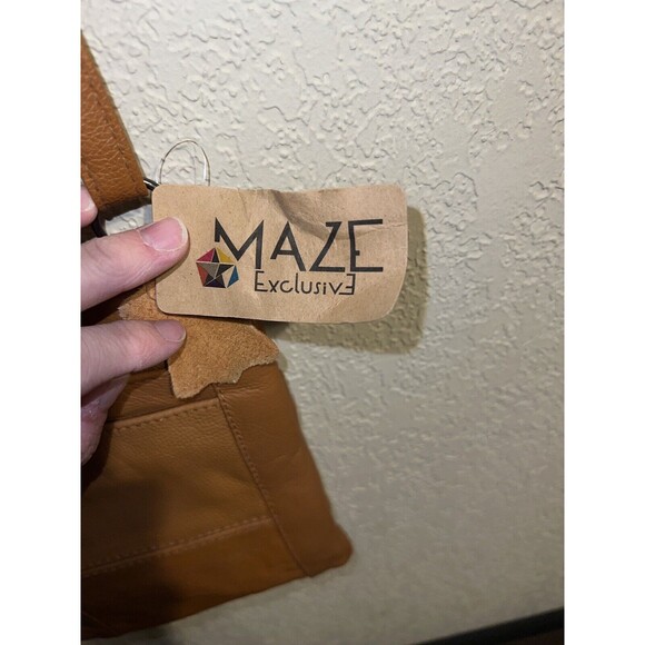 Maze Exclusive Genuine Leather Tan Crossbody Bag NWT - Picture 4 of 6
